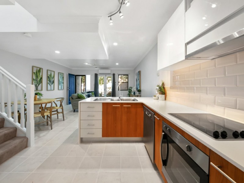 2/34 Querrin Street, Yeronga QLD 4104