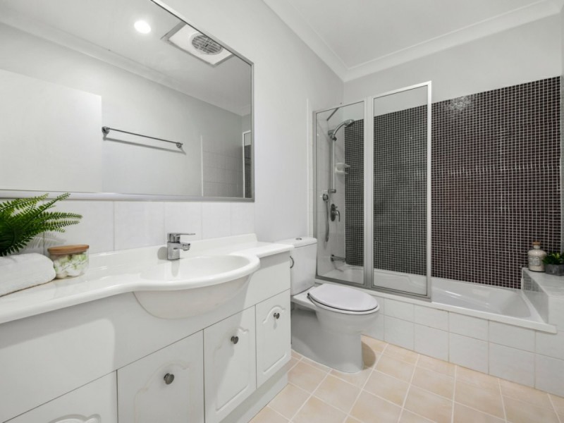 2/34 Querrin Street, Yeronga QLD 4104