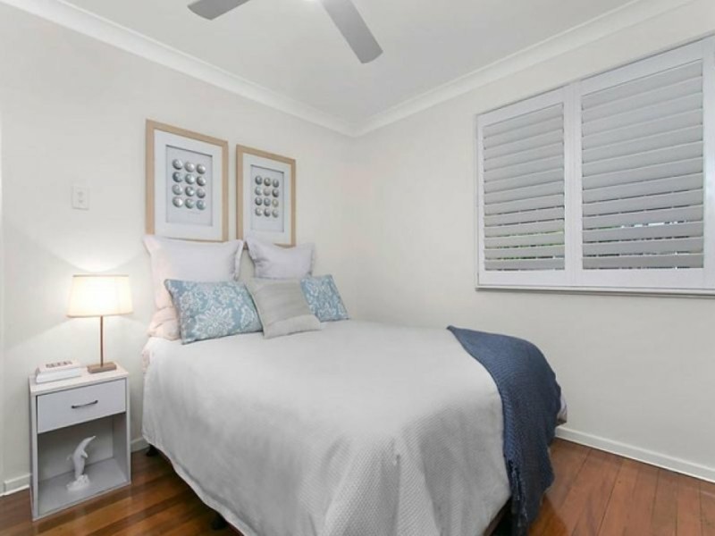 7 Orchard Street, Toowong QLD 4066