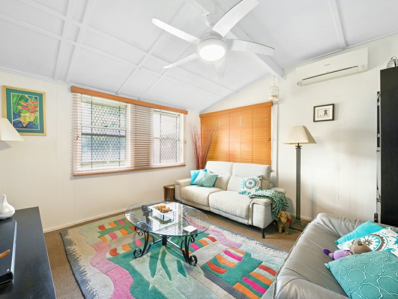 17 Robinson Street, Moorooka QLD 4105