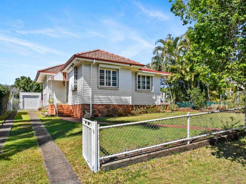 25 Ormuz Road, Yeronga QLD 4104