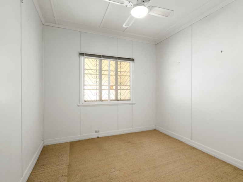 25 Ormuz Road, Yeronga QLD 4104