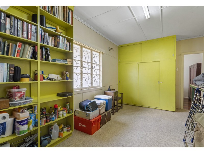 547 Cavendish Road, Coorparoo QLD 4151