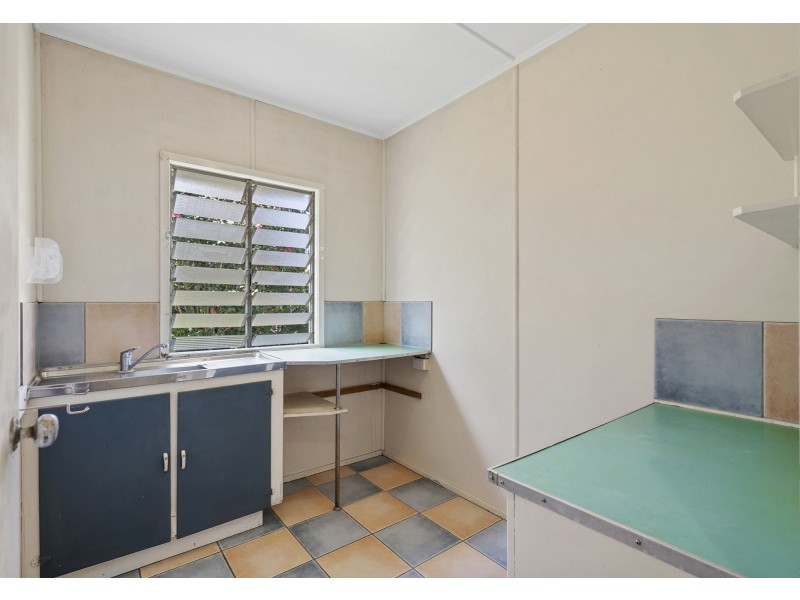 547 Cavendish Road, Coorparoo QLD 4151