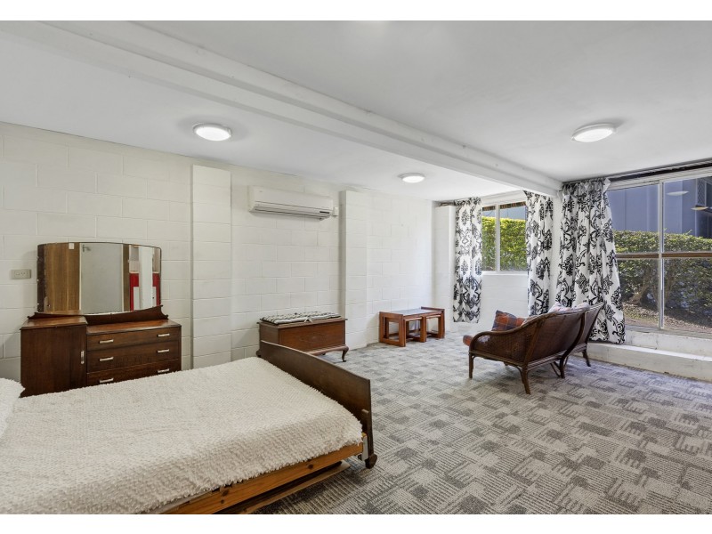 547 Cavendish Road, Coorparoo QLD 4151