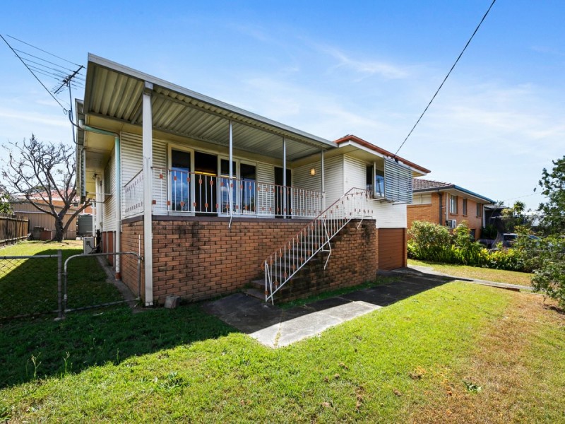 13 Kogarah Street, Tarragindi QLD 4121