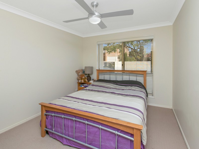 11 Riverview Place, Yeronga QLD 4104