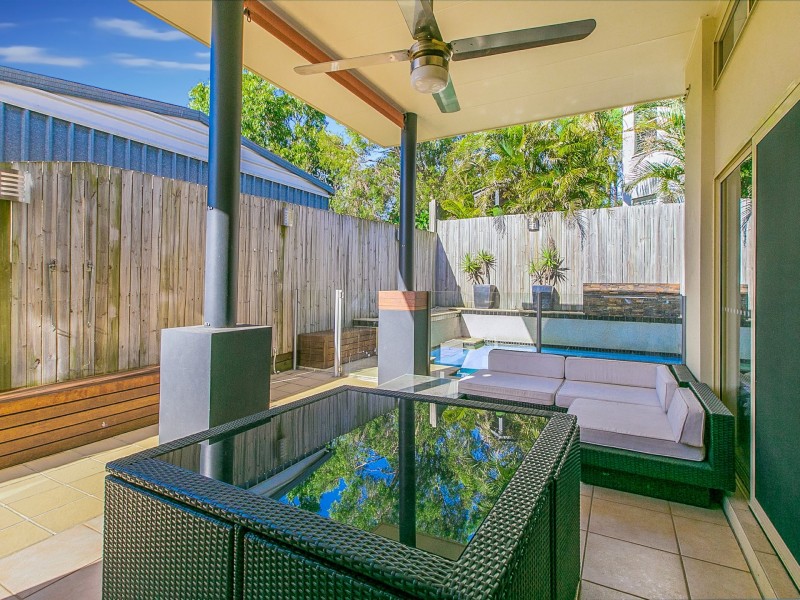 11 Riverview Place, Yeronga QLD 4104