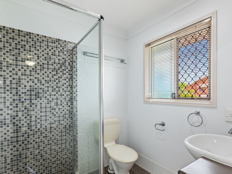 2/22 Querrin Street, Yeronga QLD 4104