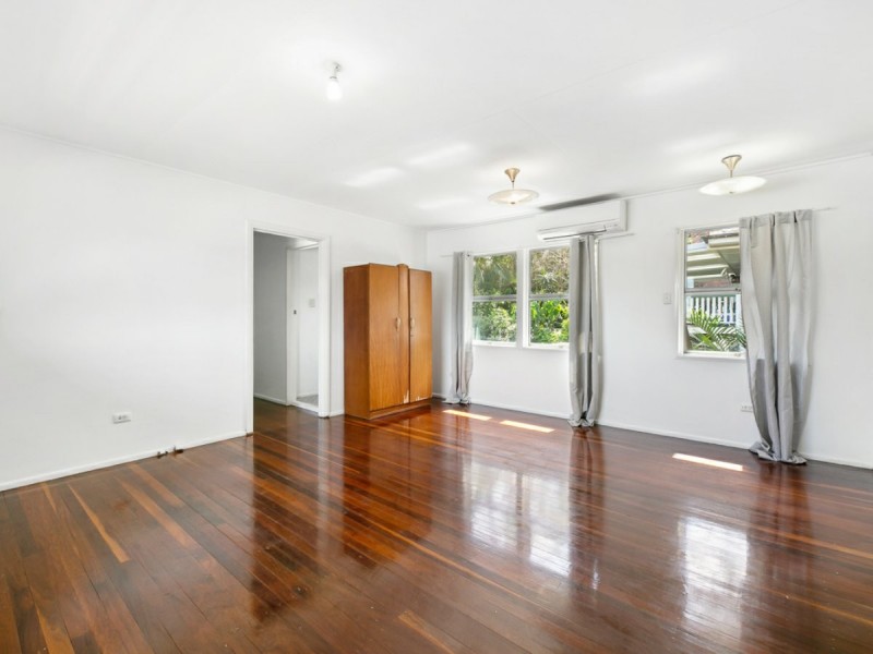 70 Pring Street, Tarragindi QLD 4121