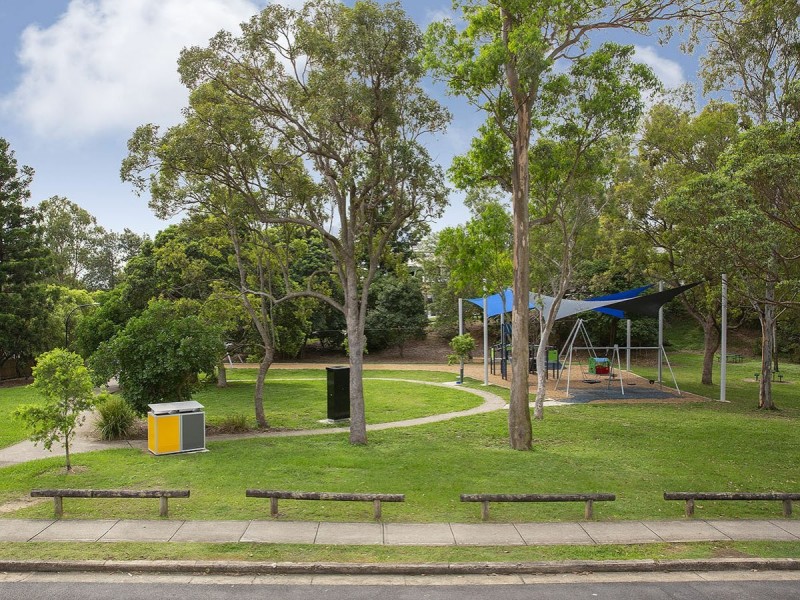 9/11 Norman Street, Annerley QLD 4103