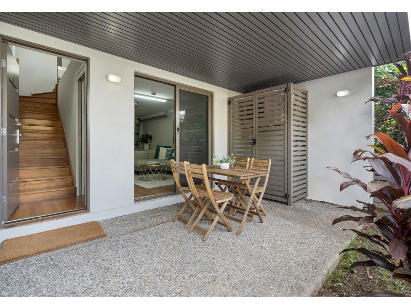 9/11 Norman Street, Annerley QLD 4103