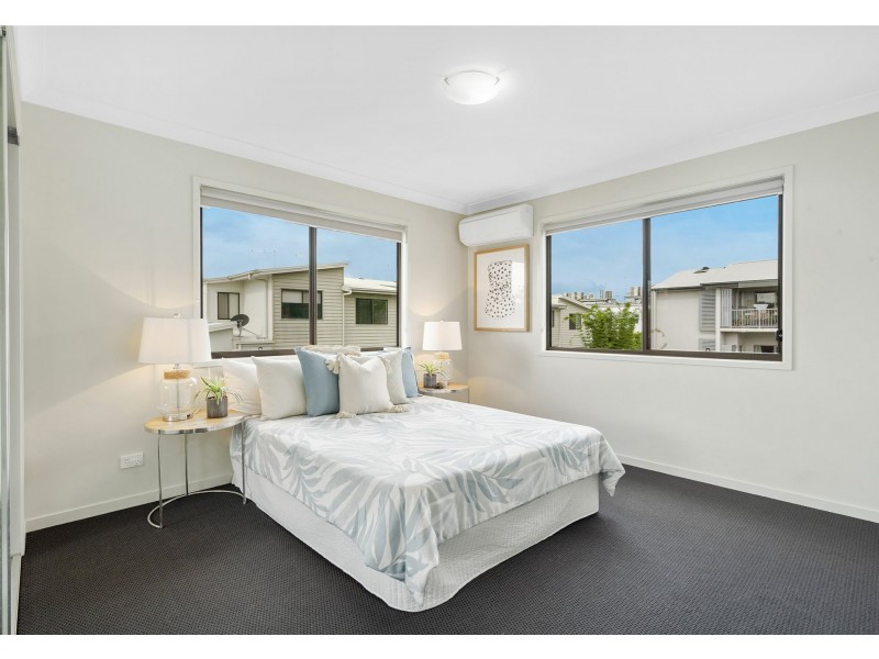 9/11 Norman Street, Annerley QLD 4103