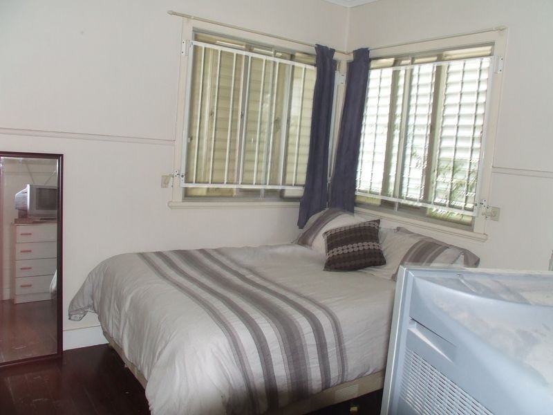 6 Vista Avenue, Tarragindi QLD 4121