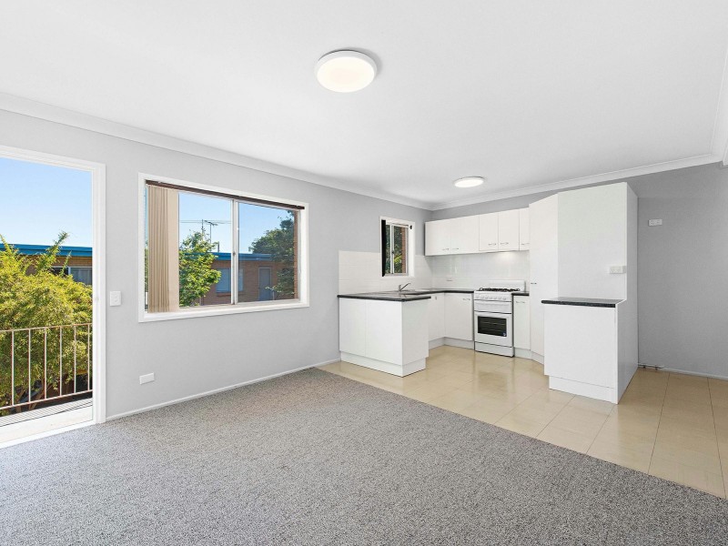 4/88 Gainsborough Street, Moorooka QLD 4105