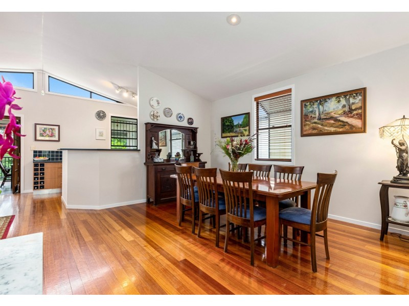 31 Orlando Road, Yeronga QLD 4104