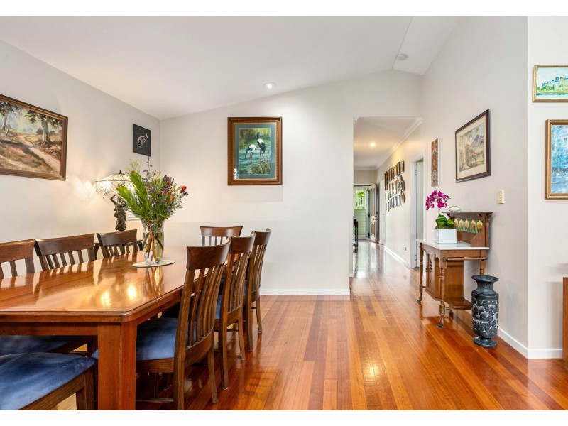 31 Orlando Road, Yeronga QLD 4104