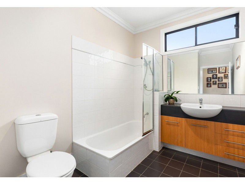 31 Orlando Road, Yeronga QLD 4104