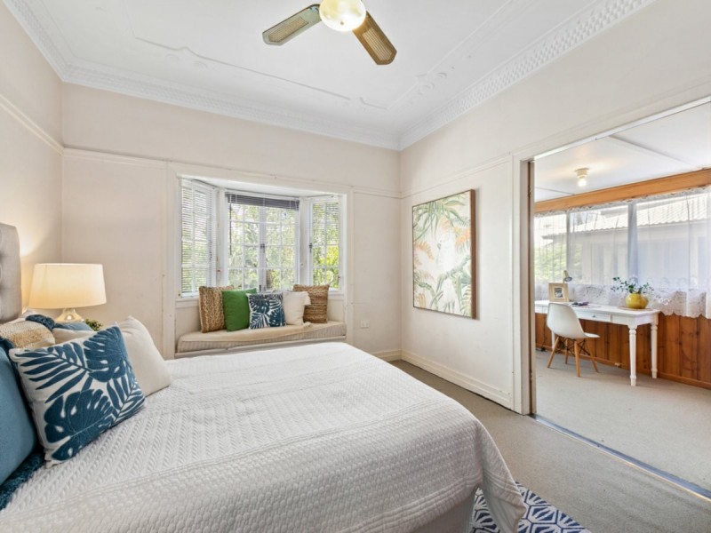 105 Earl Street, Greenslopes QLD 4120