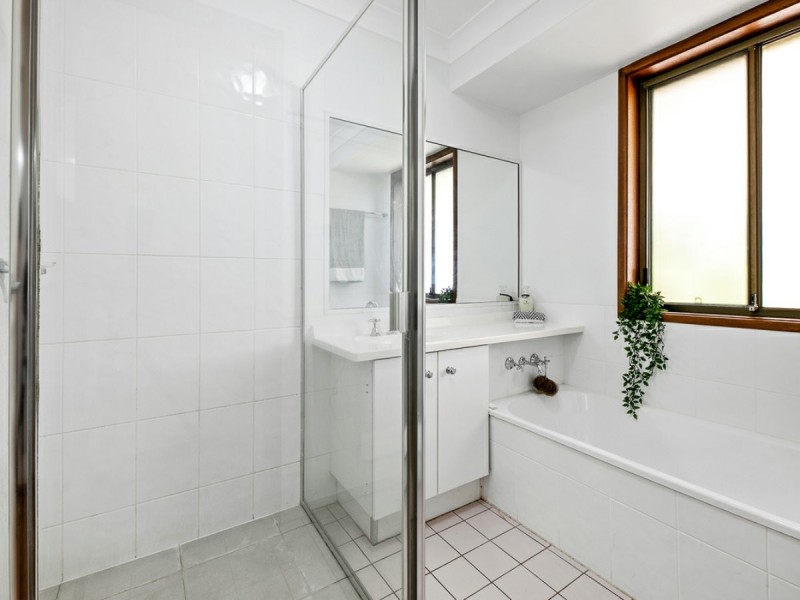 10 Feldt Street, Moorooka QLD 4105