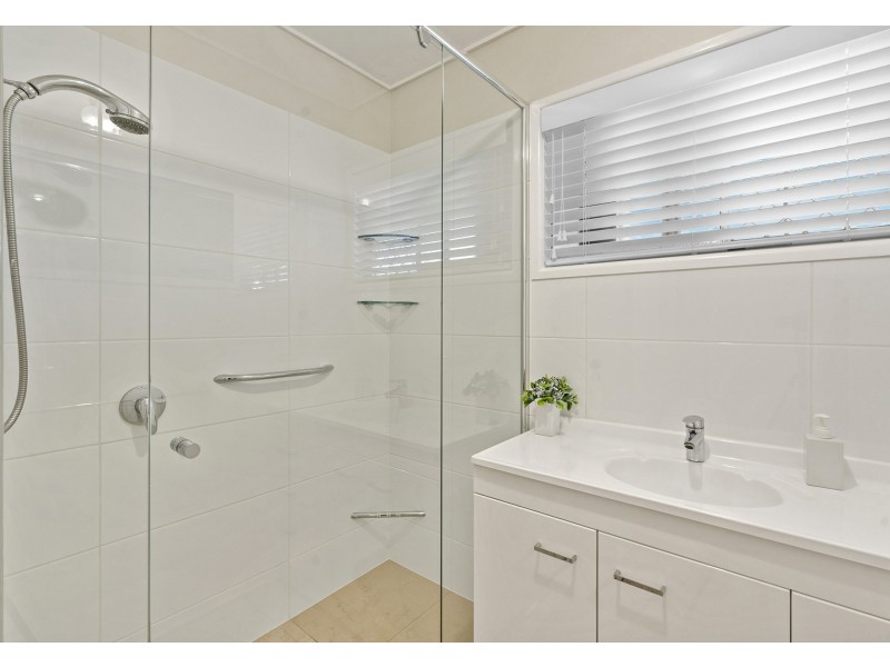 36 Joachim Street, Holland Park West QLD 4121