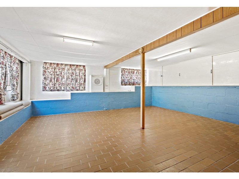 36 Joachim Street, Holland Park West QLD 4121