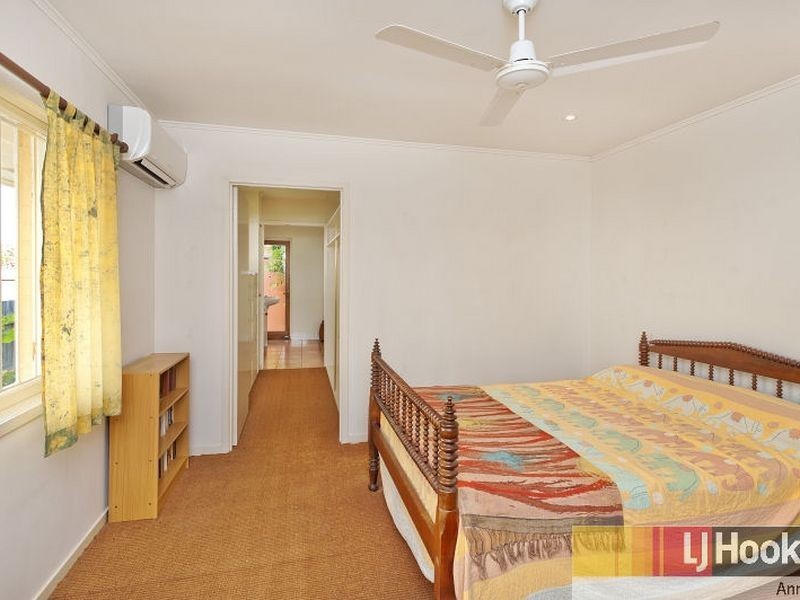 11 Lentara Street, Kenmore QLD 4069