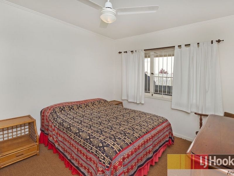 11 Lentara Street, Kenmore QLD 4069