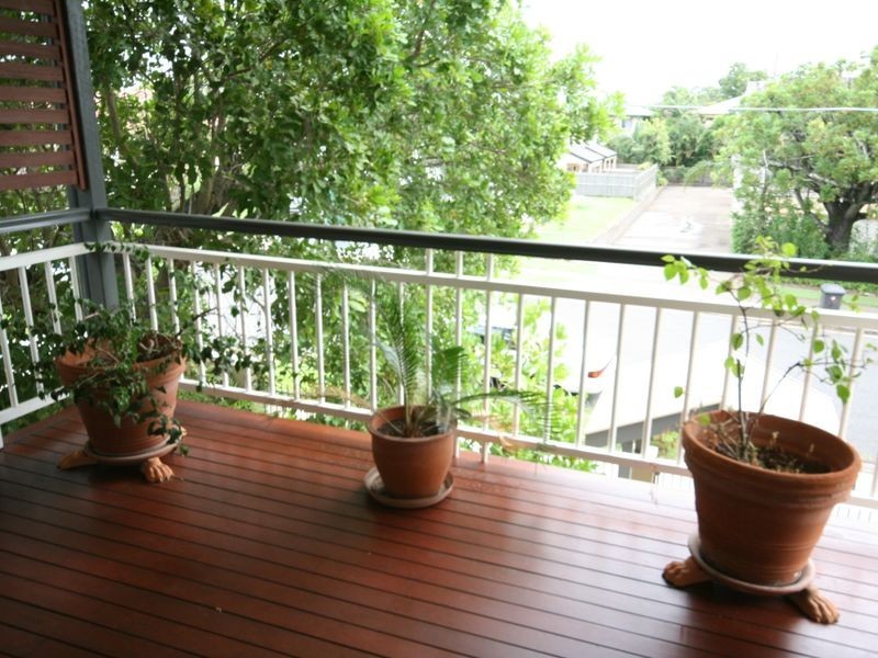 1/34 Days Avenue, Yeronga QLD 4104
