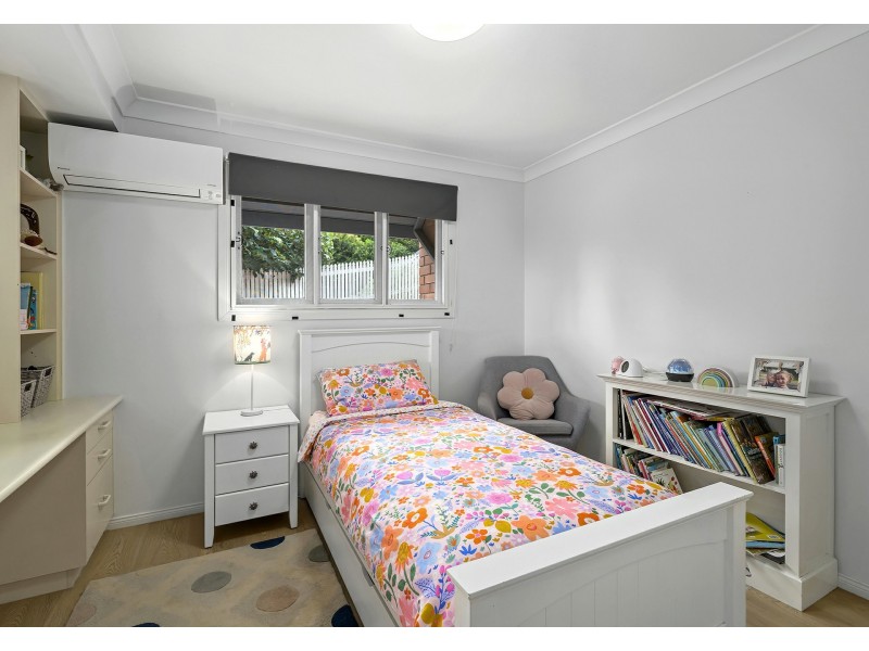 128 Kadumba Street, Yeronga QLD 4104