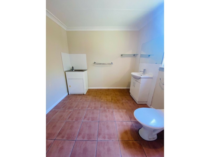 2/156 Douglas Road, Salisbury QLD 4107