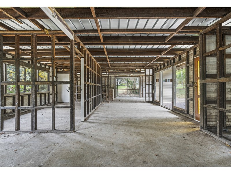 18 Turley Street, Fairfield QLD 4103