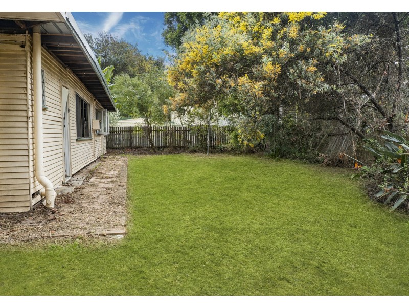 18 Turley Street, Fairfield QLD 4103