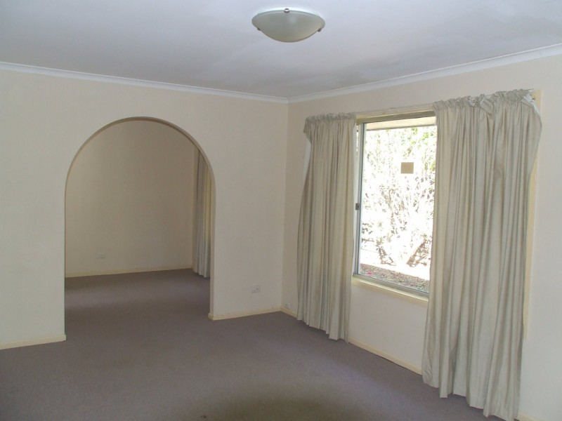 11 Dellwood Street, Nathan QLD 4111