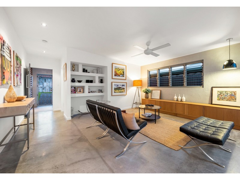 8 Rome Street North, Yeronga QLD 4104