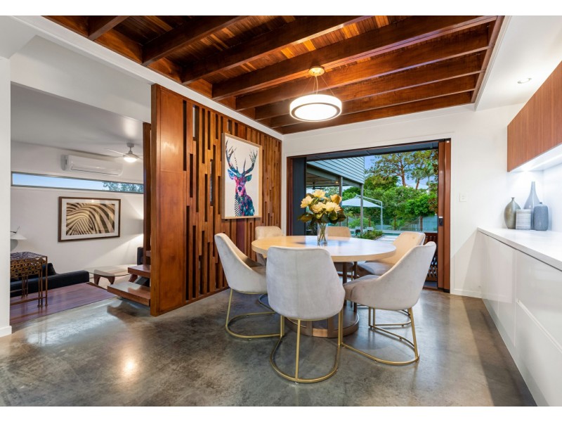 8 Rome Street North, Yeronga QLD 4104