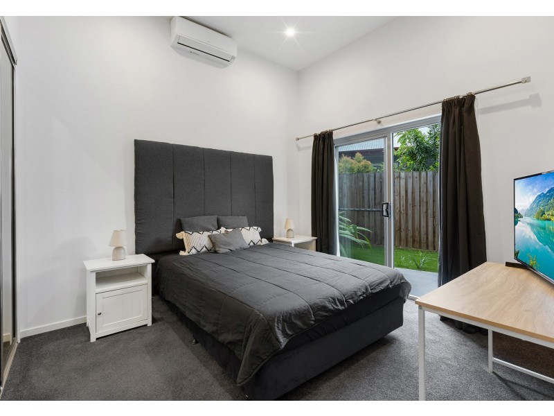2/7 Bow Street, Yeerongpilly QLD 4105