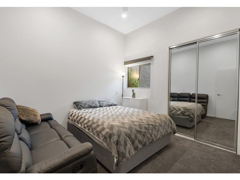 2/7 Bow Street, Yeerongpilly QLD 4105