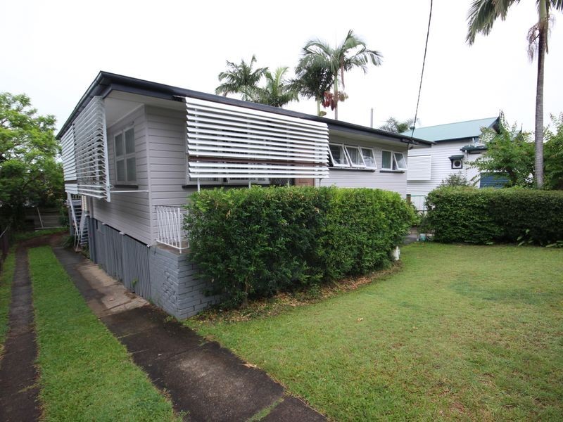 2/11 Louis Street, Annerley QLD 4103
