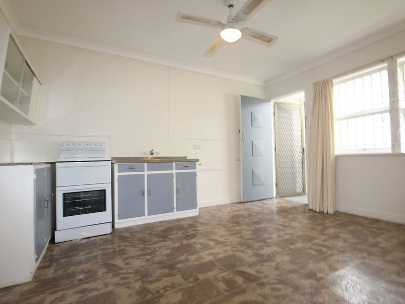 2/11 Louis Street, Annerley QLD 4103