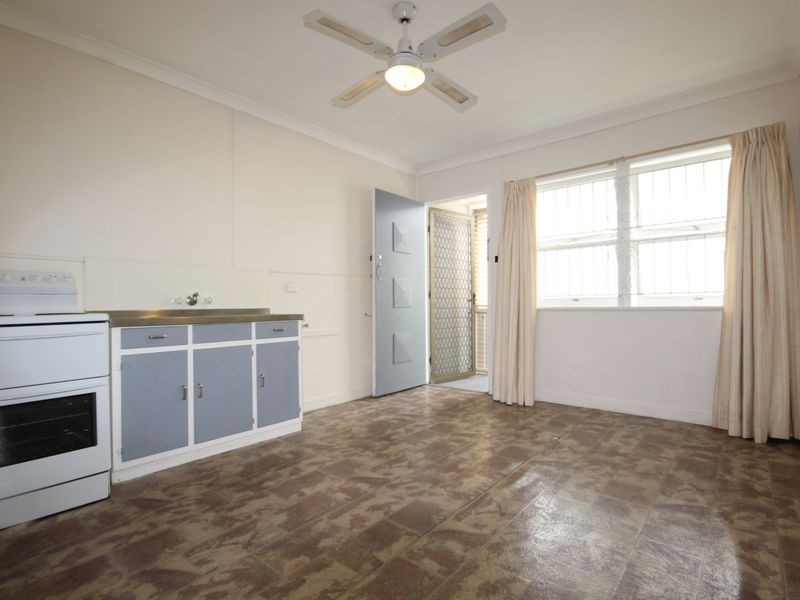 2/11 Louis Street, Annerley QLD 4103