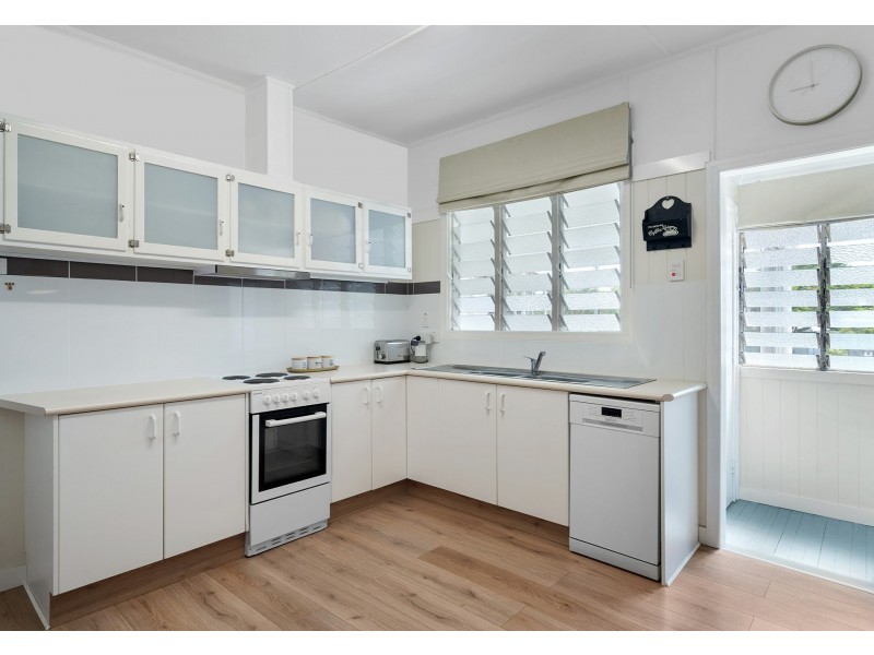 36 Oriel Road, Yeronga QLD 4104