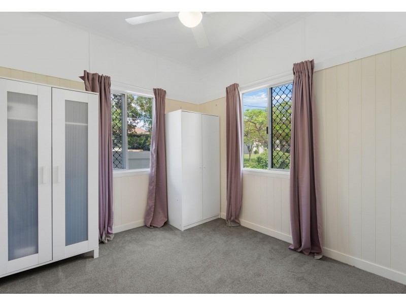 36 Oriel Road, Yeronga QLD 4104