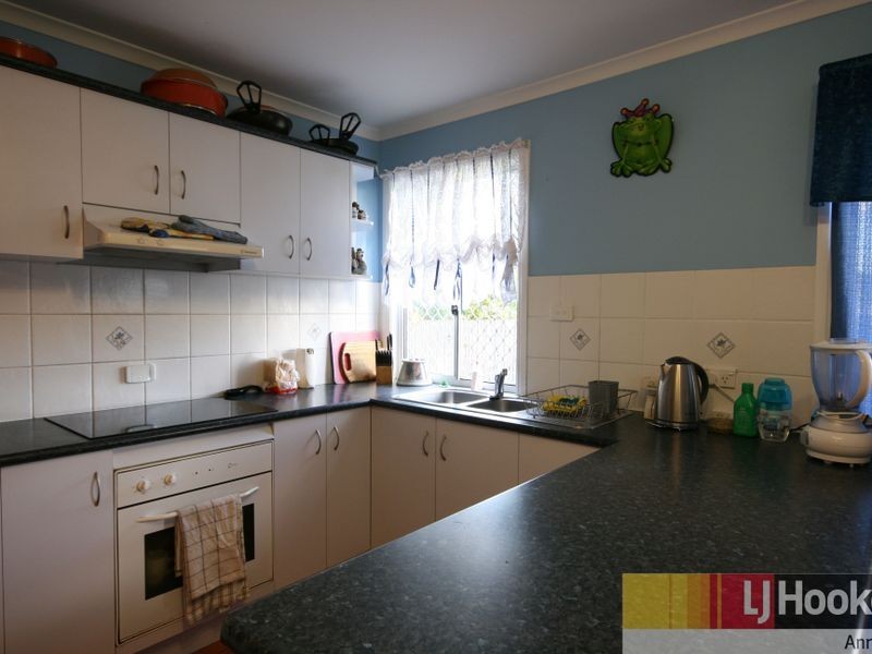 377 Fairfield Road, Yeronga QLD 4104