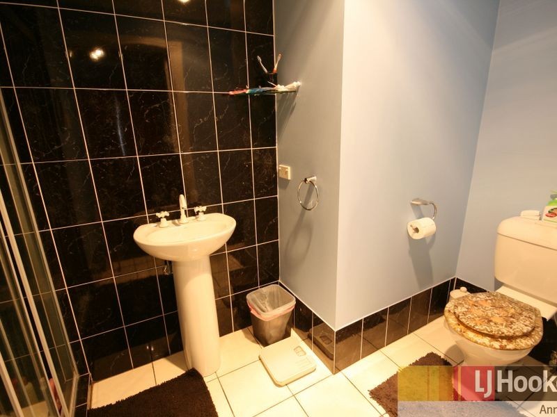 377 Fairfield Road, Yeronga QLD 4104