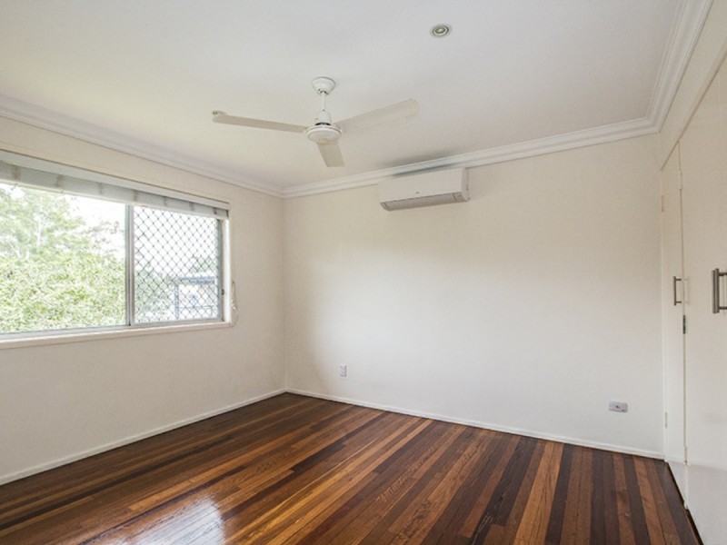 6/7 Woodville Place, Annerley QLD 4103