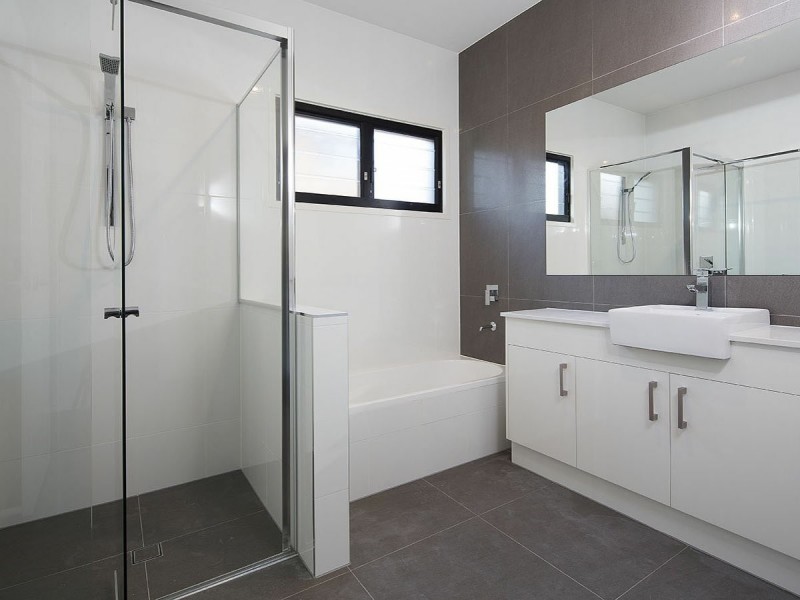 2/12 Koala Road, Moorooka QLD 4105