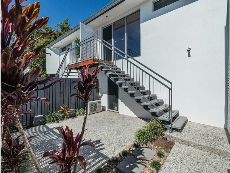 2/19 Gibson Street, Annerley QLD 4103