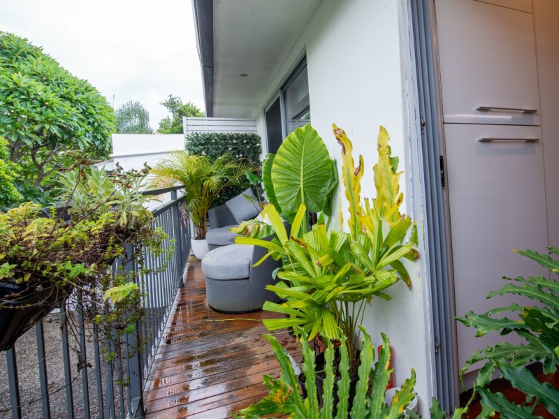 2/19 Gibson Street, Annerley QLD 4103