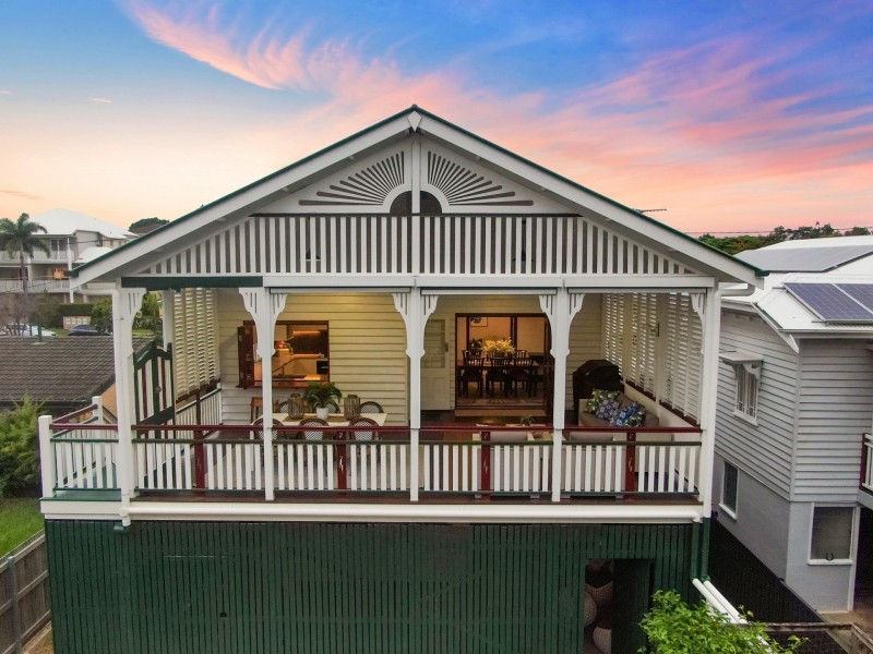 31 Crump Street, Holland Park West QLD 4121